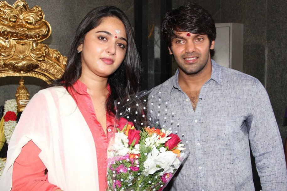 Anushka-New-Film-Opening-Photos